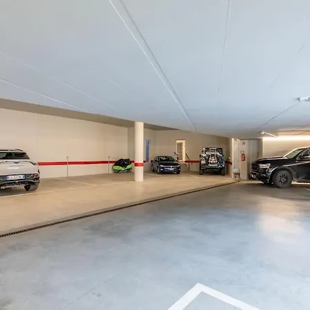 Sauna E Garage Privati - Luxury Dolomiti * كورتينا دامبيتزو
